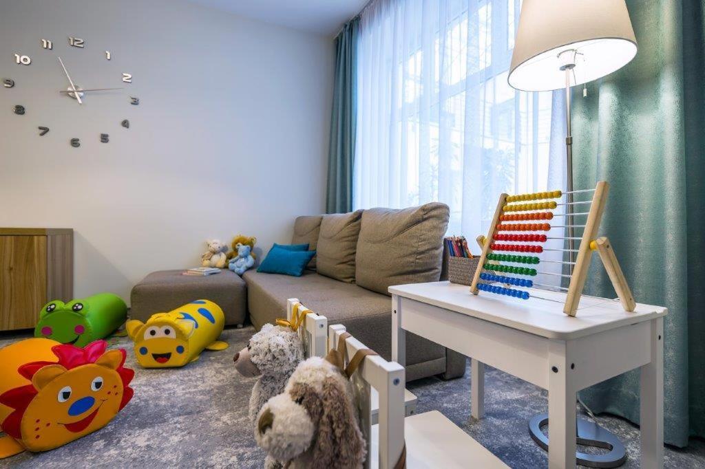 Tulip Hotels - Wroclaw Patio ภายนอก รูปภาพ