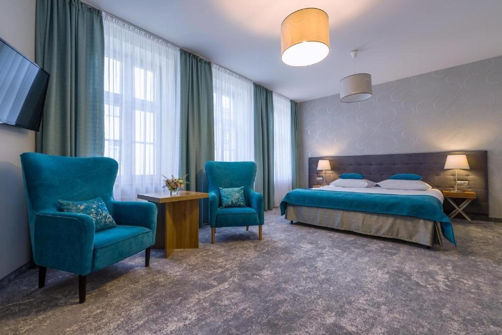 Tulip Hotels - Wroclaw Patio ภายนอก รูปภาพ