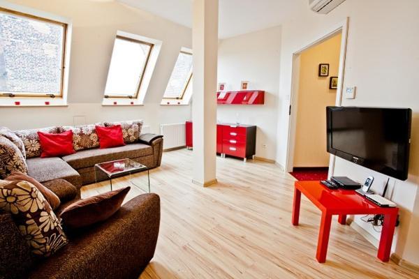 Tulip Hotels - Wroclaw Patio ภายนอก รูปภาพ
