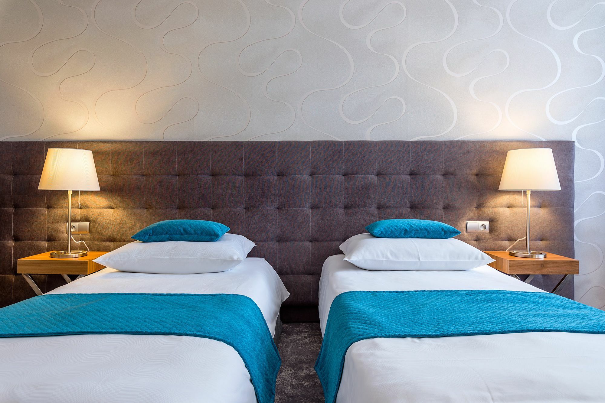 Tulip Hotels - Wroclaw Patio ภายนอก รูปภาพ
