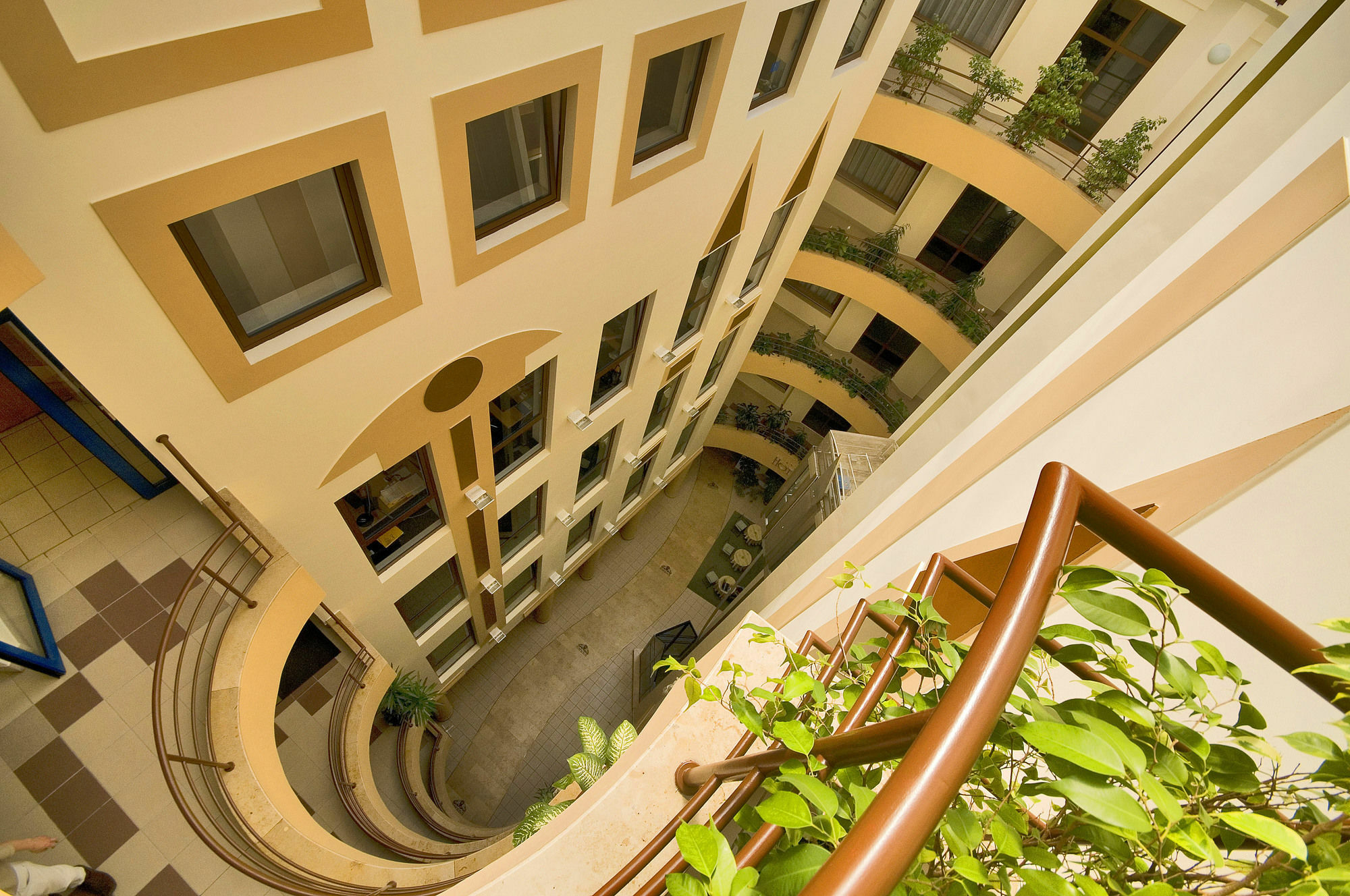 Tulip Hotels - Wroclaw Patio ภายนอก รูปภาพ